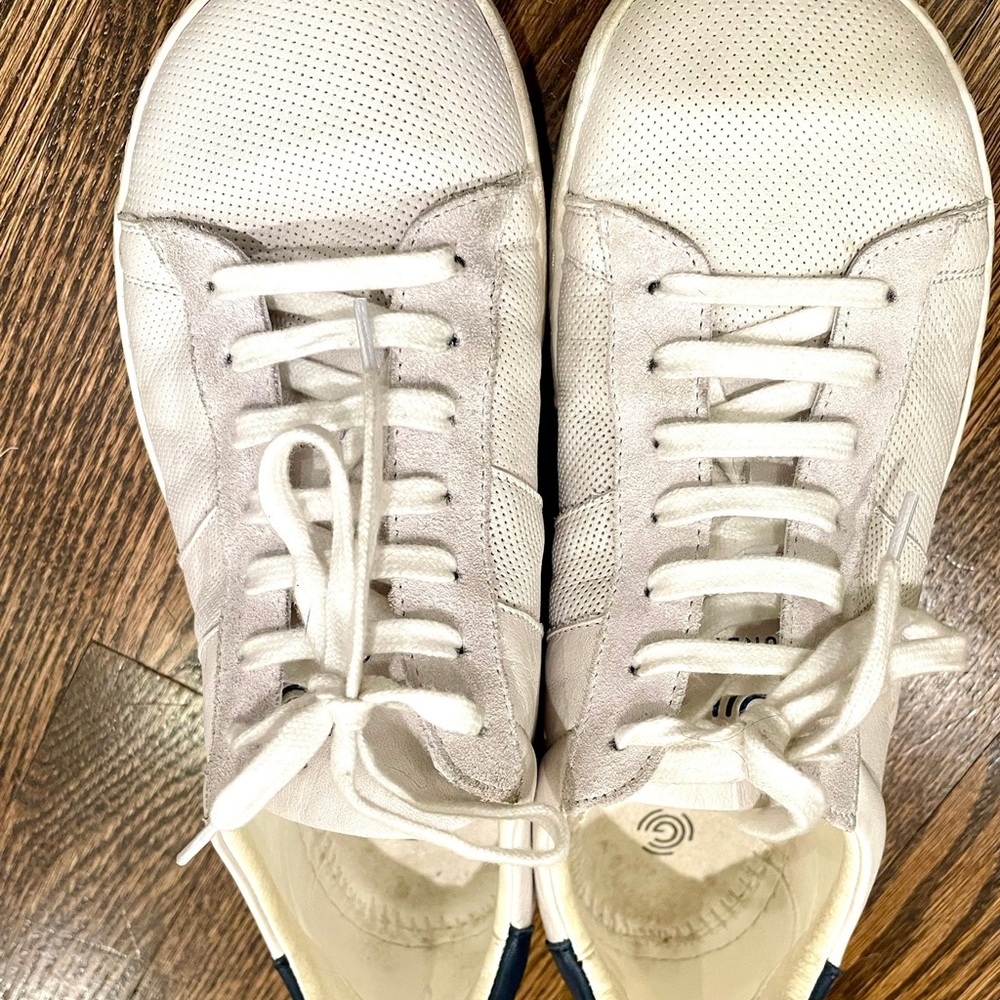 Groundies Paramount size 38 white.